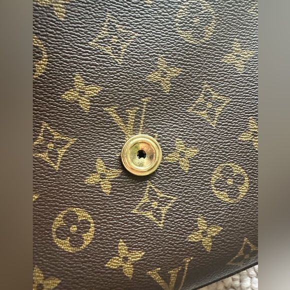 Authentic Louis Vuitton St. Cloud crossbody purse shoulder bag GM size - Picture 12 of 13